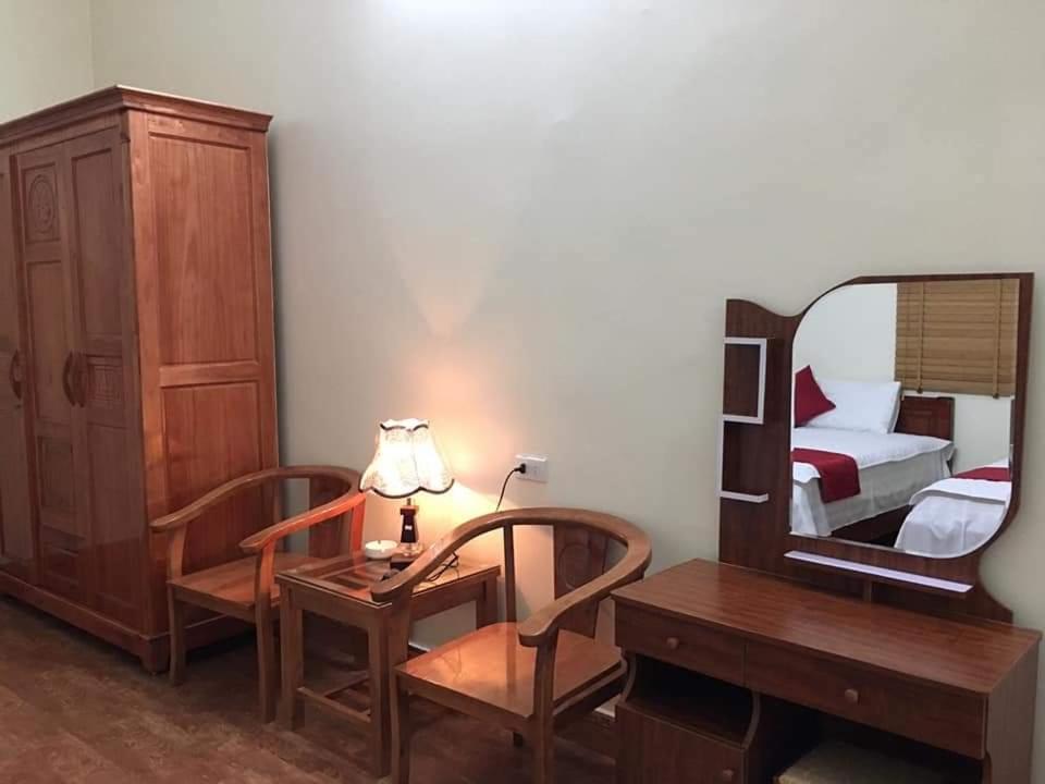 Nhà nghỉ Bolero bình dân Van Lam Ngoại thất bức ảnh