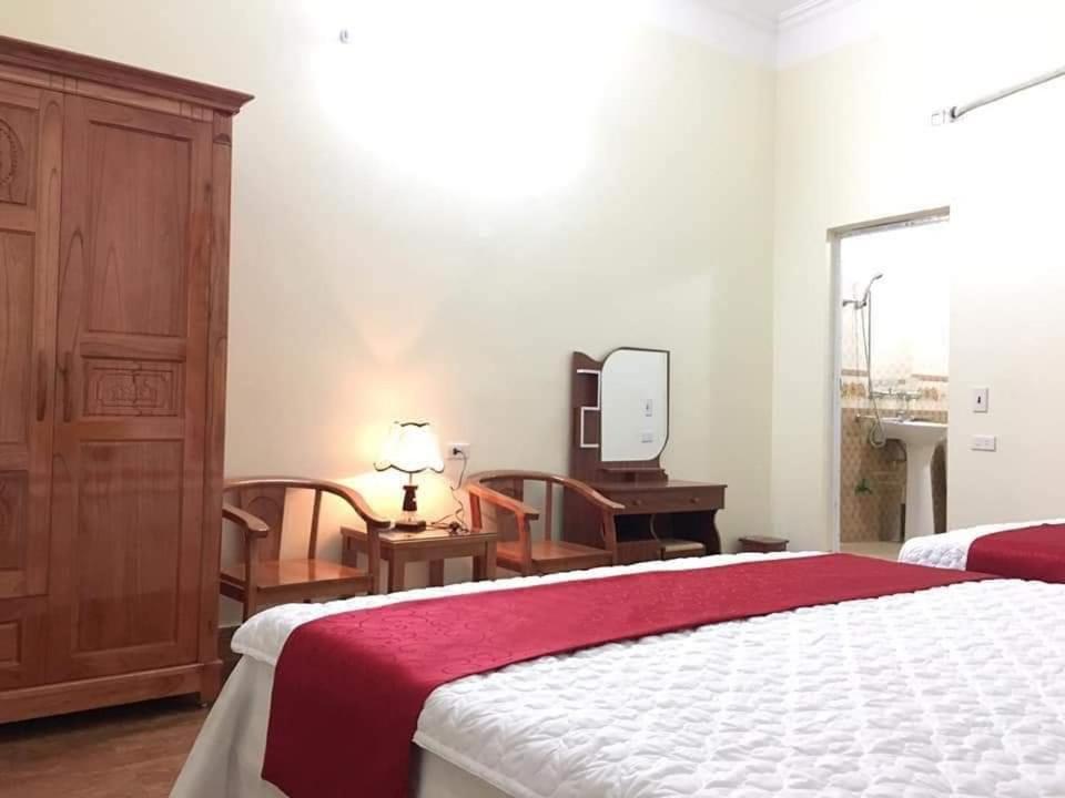 Nhà nghỉ Bolero bình dân Van Lam Ngoại thất bức ảnh