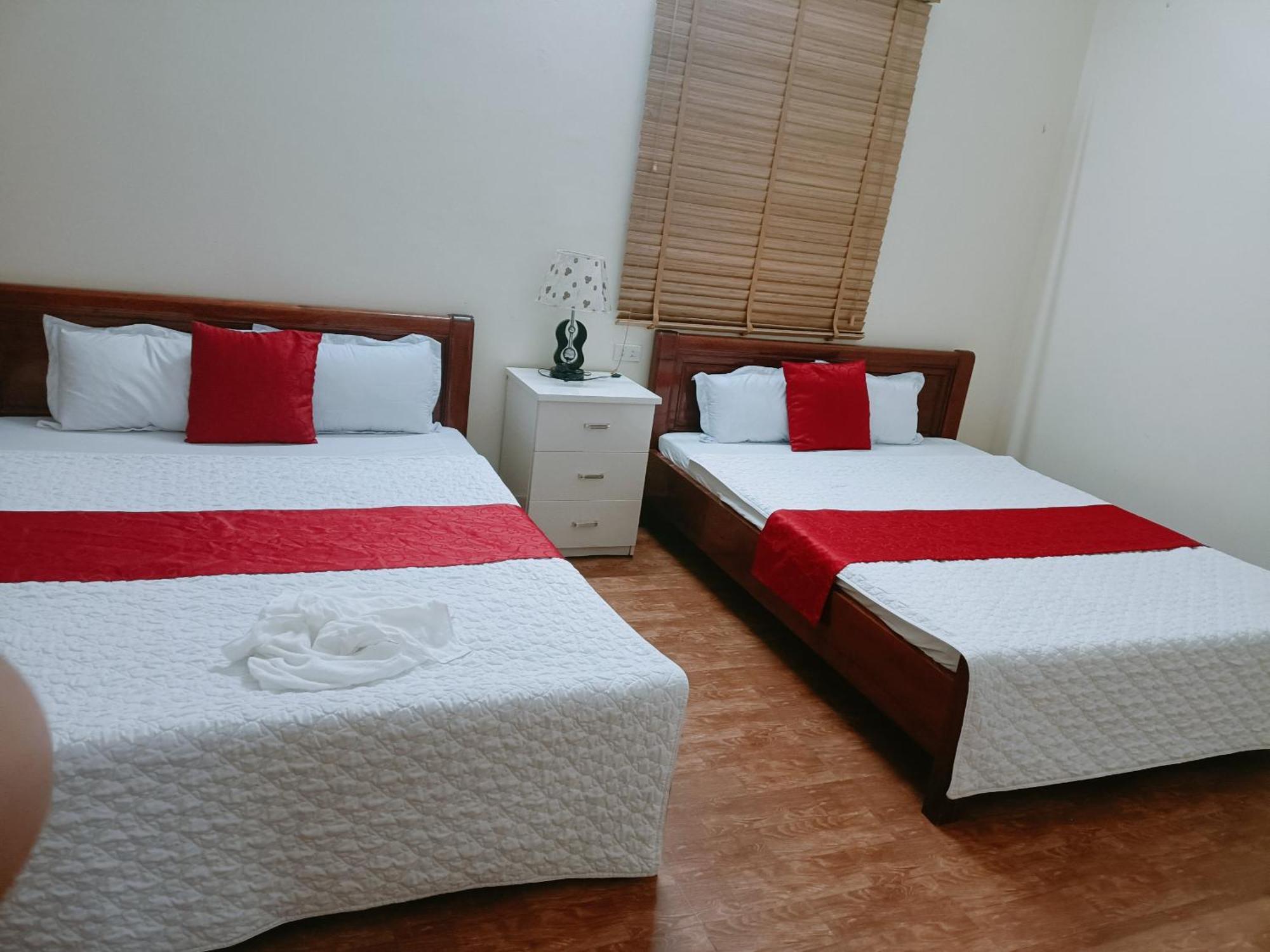 Nhà nghỉ Bolero bình dân Van Lam Ngoại thất bức ảnh